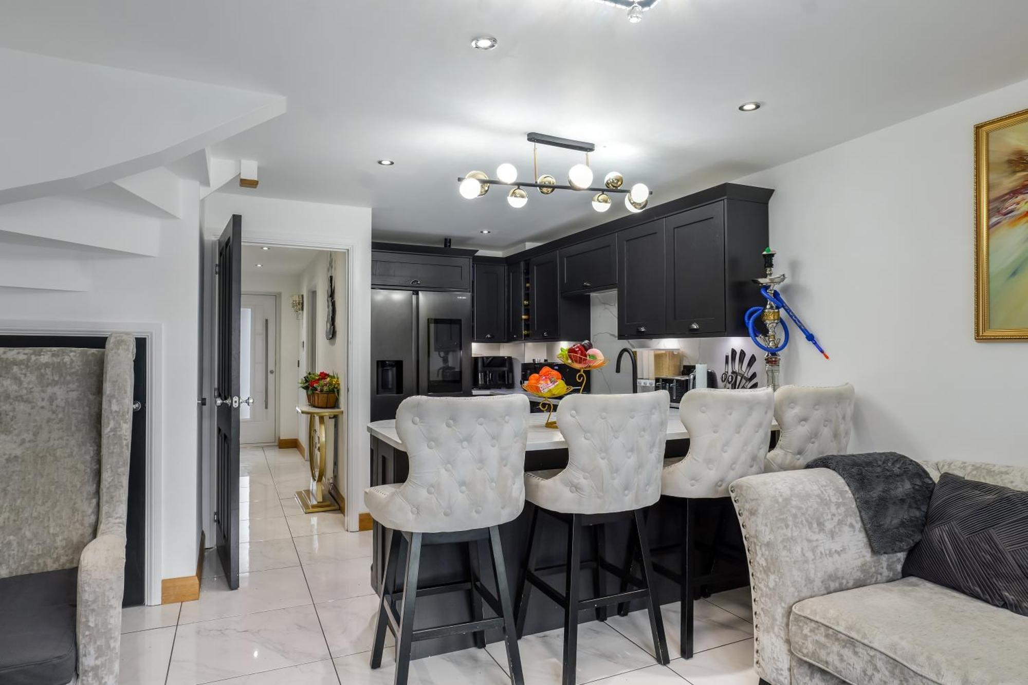 Luxurious 4 Bedroom House Liverpool Bagian luar foto