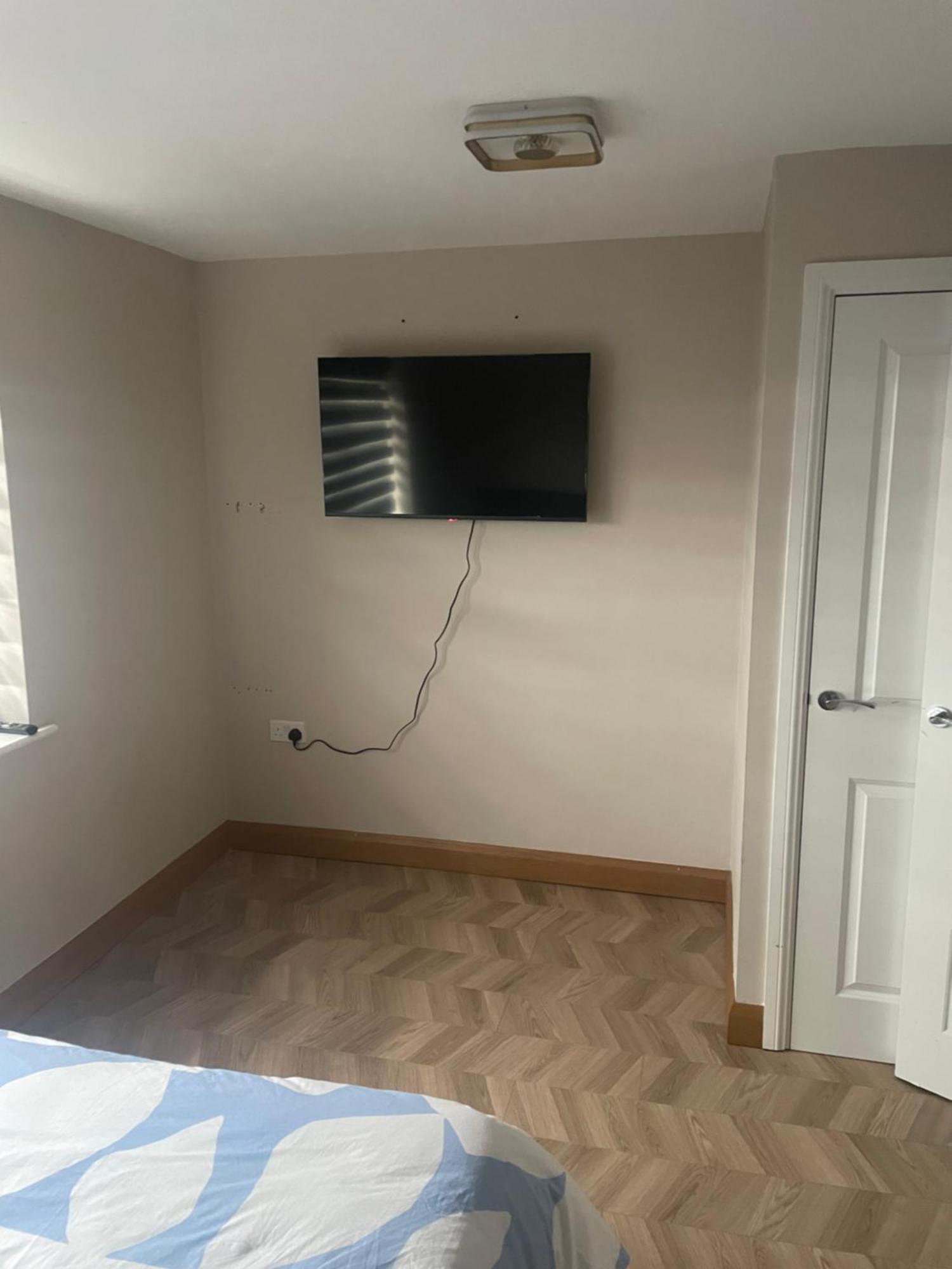 Luxurious 4 Bedroom House Liverpool Bagian luar foto