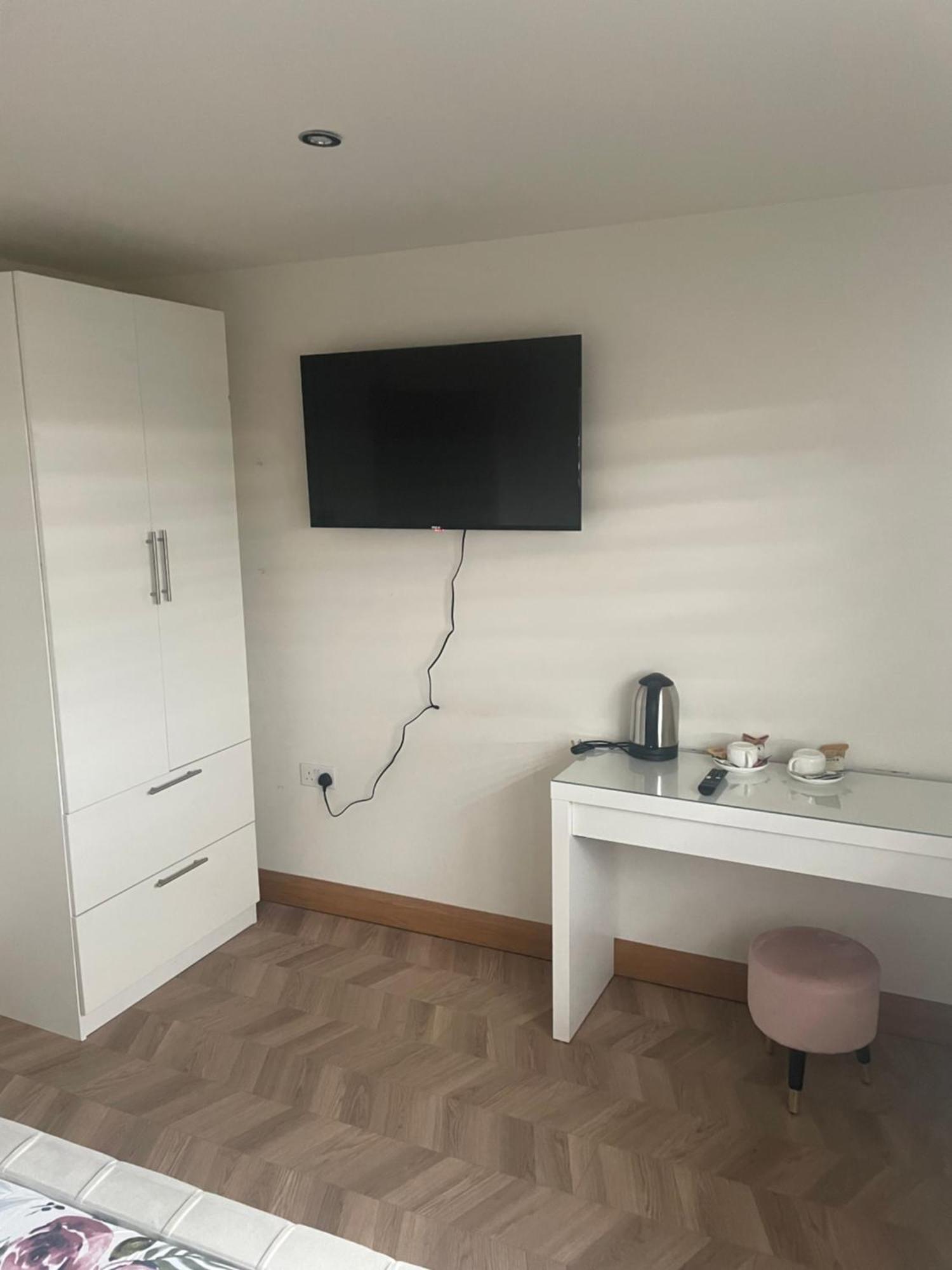 Luxurious 4 Bedroom House Liverpool Bagian luar foto